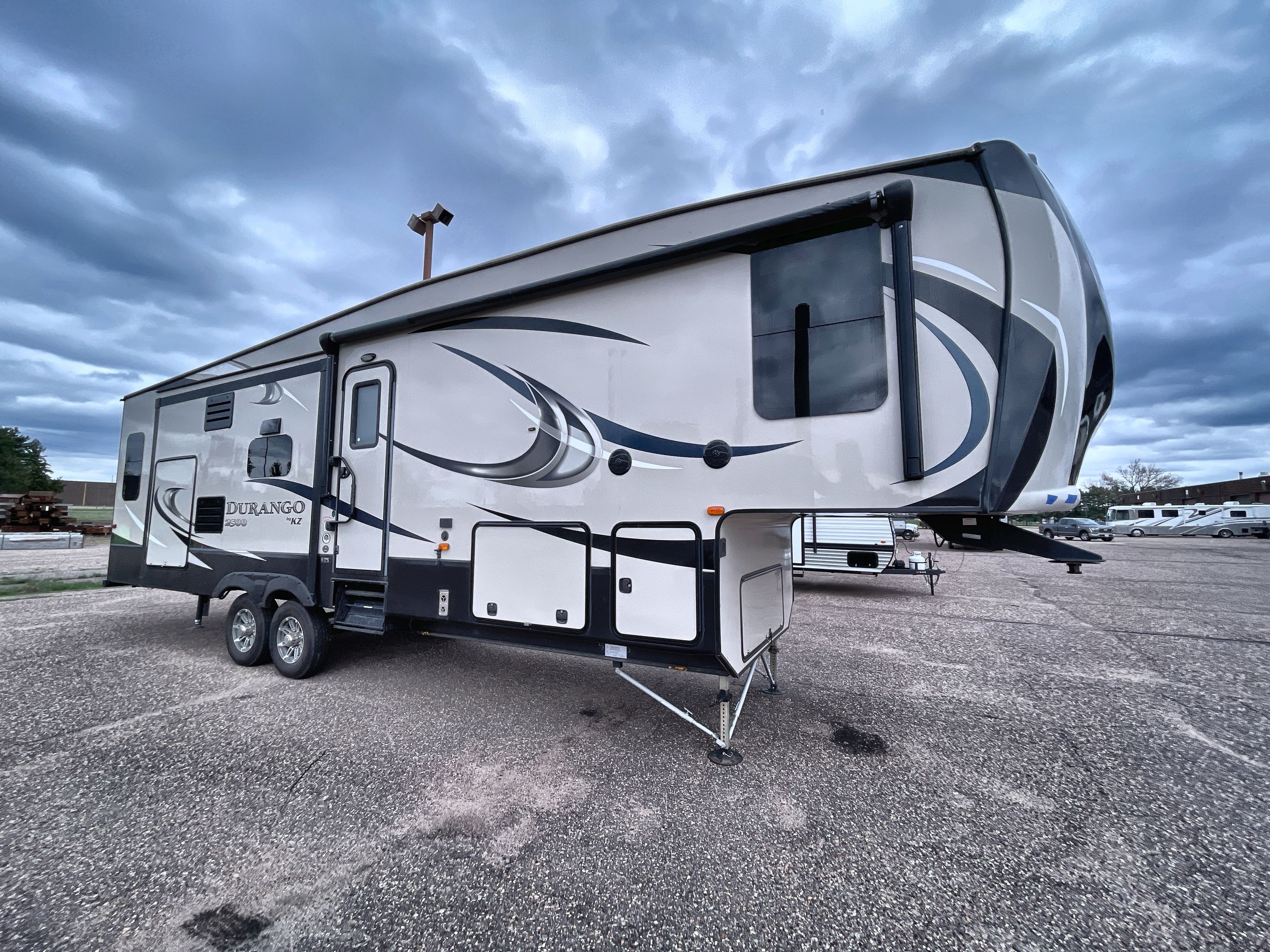 2017 K-Z Rv DURANGO 2500 318RLT D318RLT in ashland VA