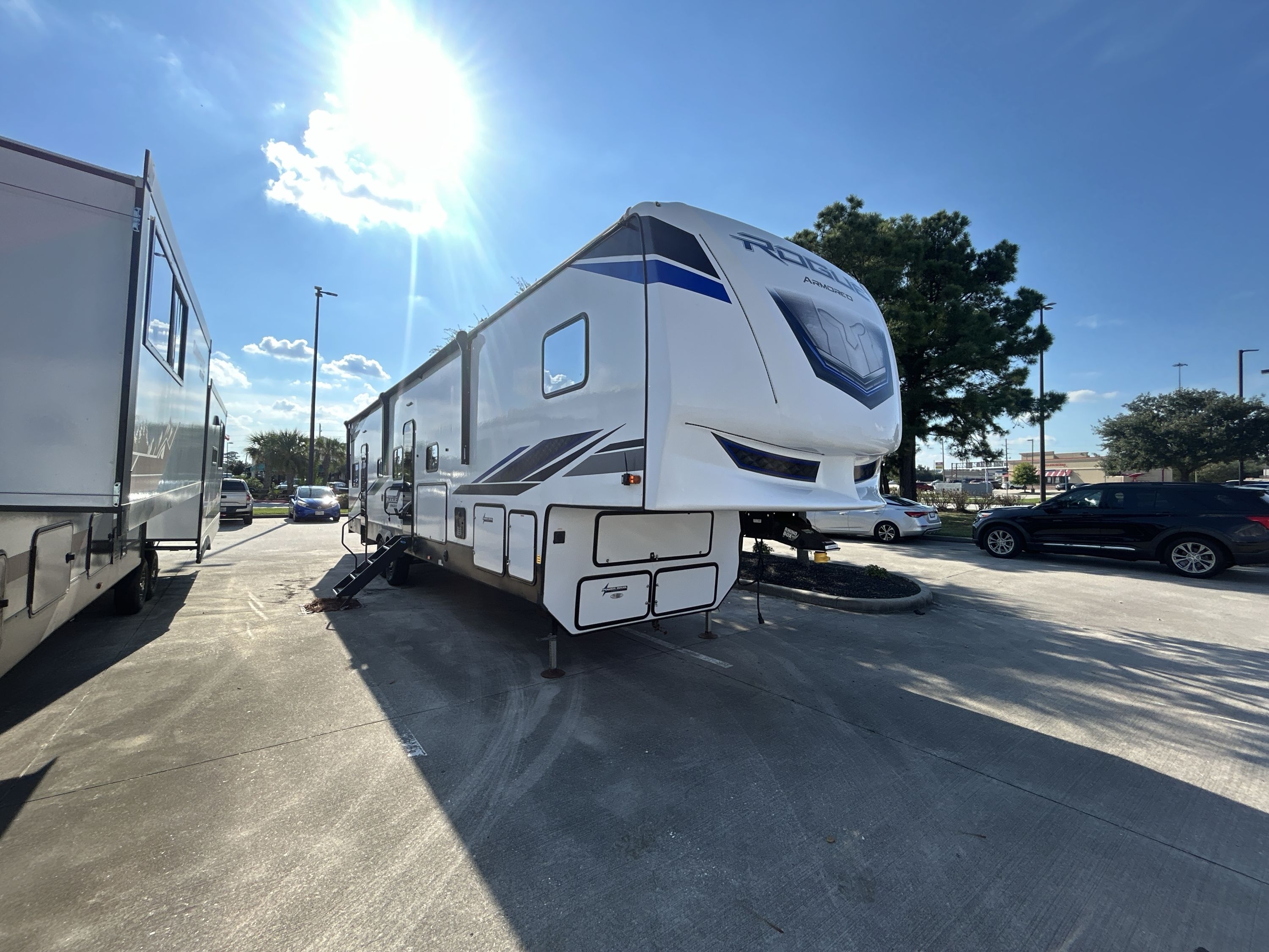 2023 Forest River ROGUE ARMORED 4007G2 Fifth Wheel Toy Hauler RV