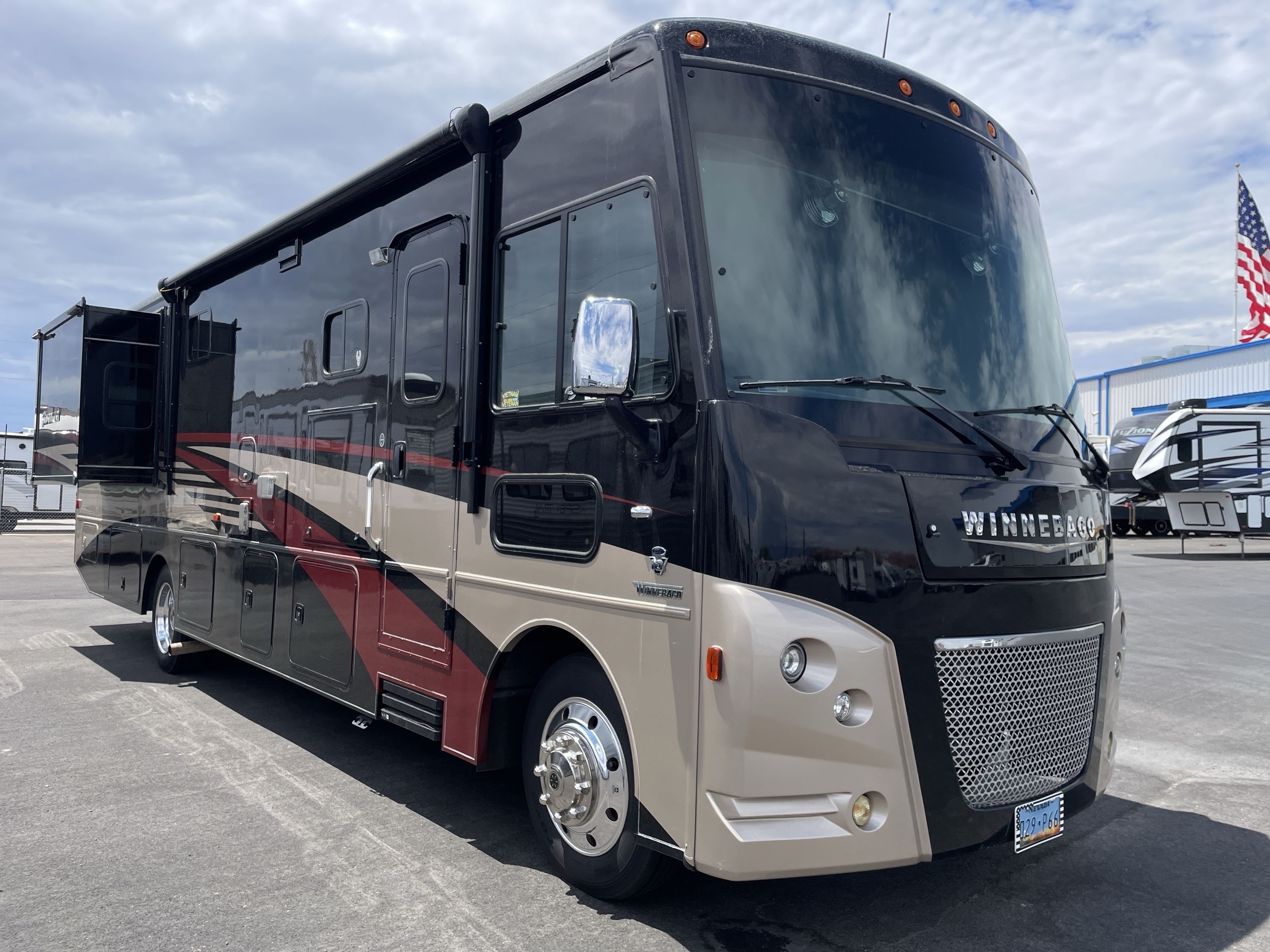 2019 Winnebago ADVENTURER 35F in st. george UT