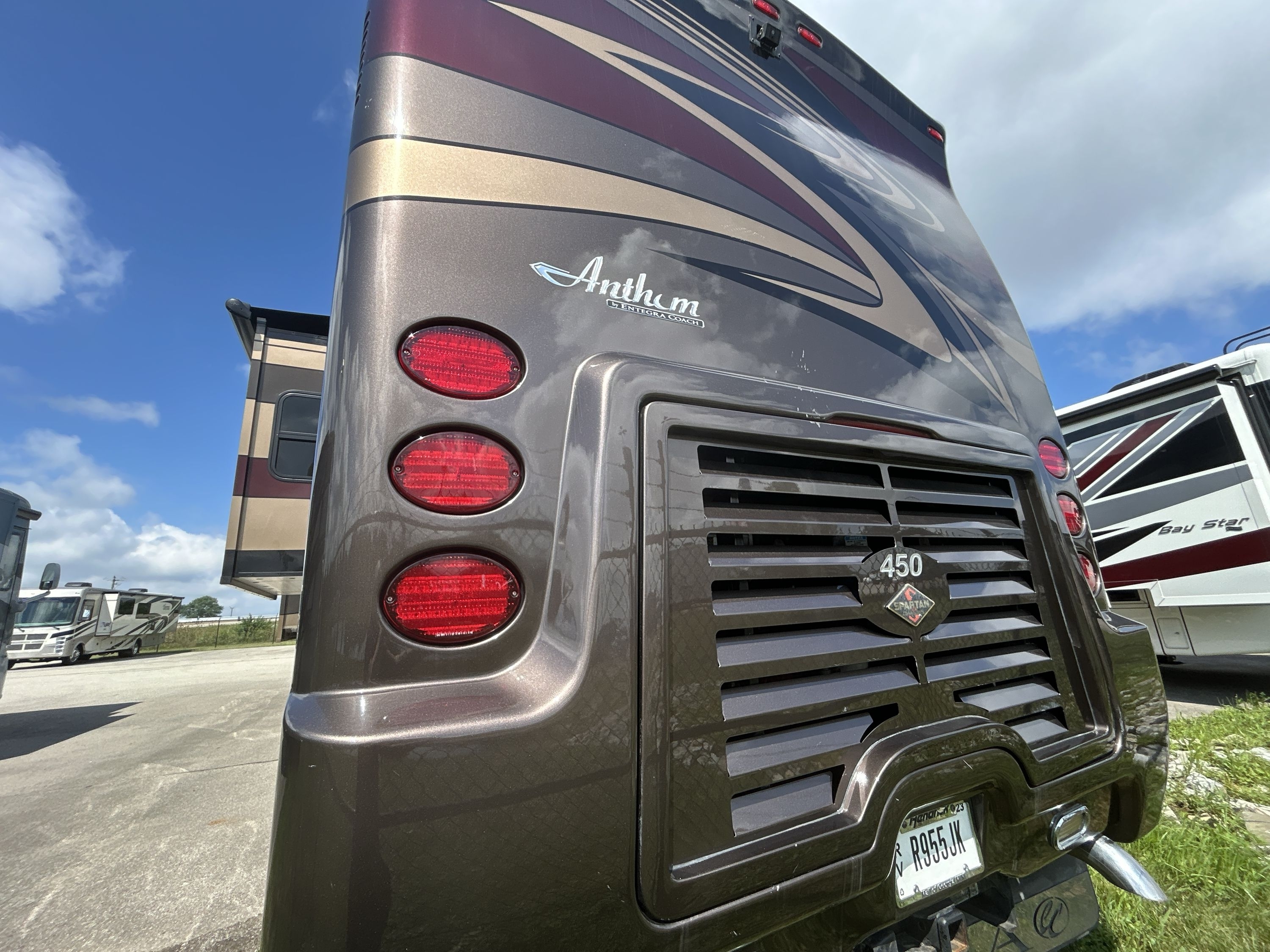 2015 Entegra Coach ANTHEM 44B in greenfield IN
