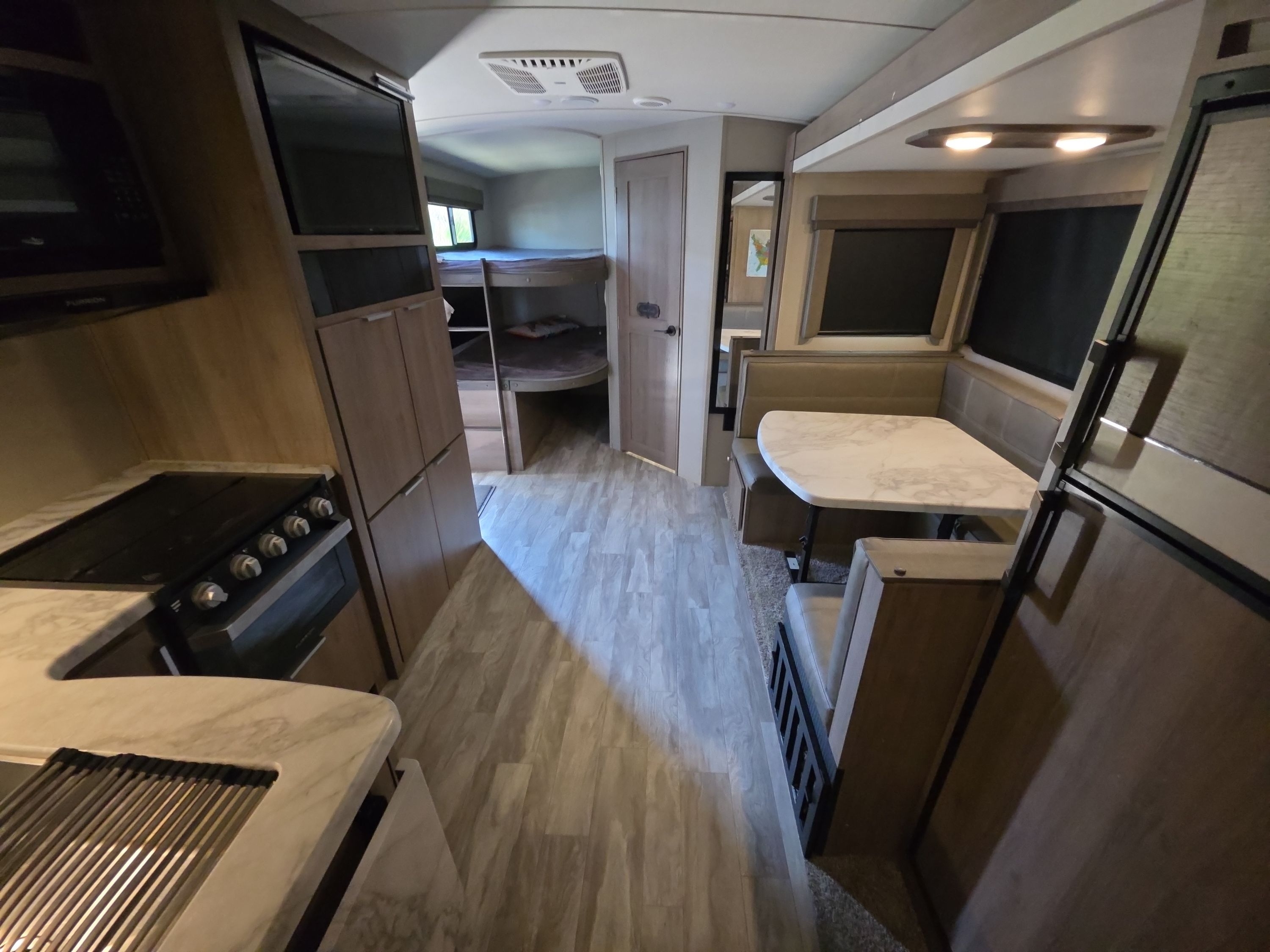 2021 Grand Design IMAGINE 2400BH in newhall CA