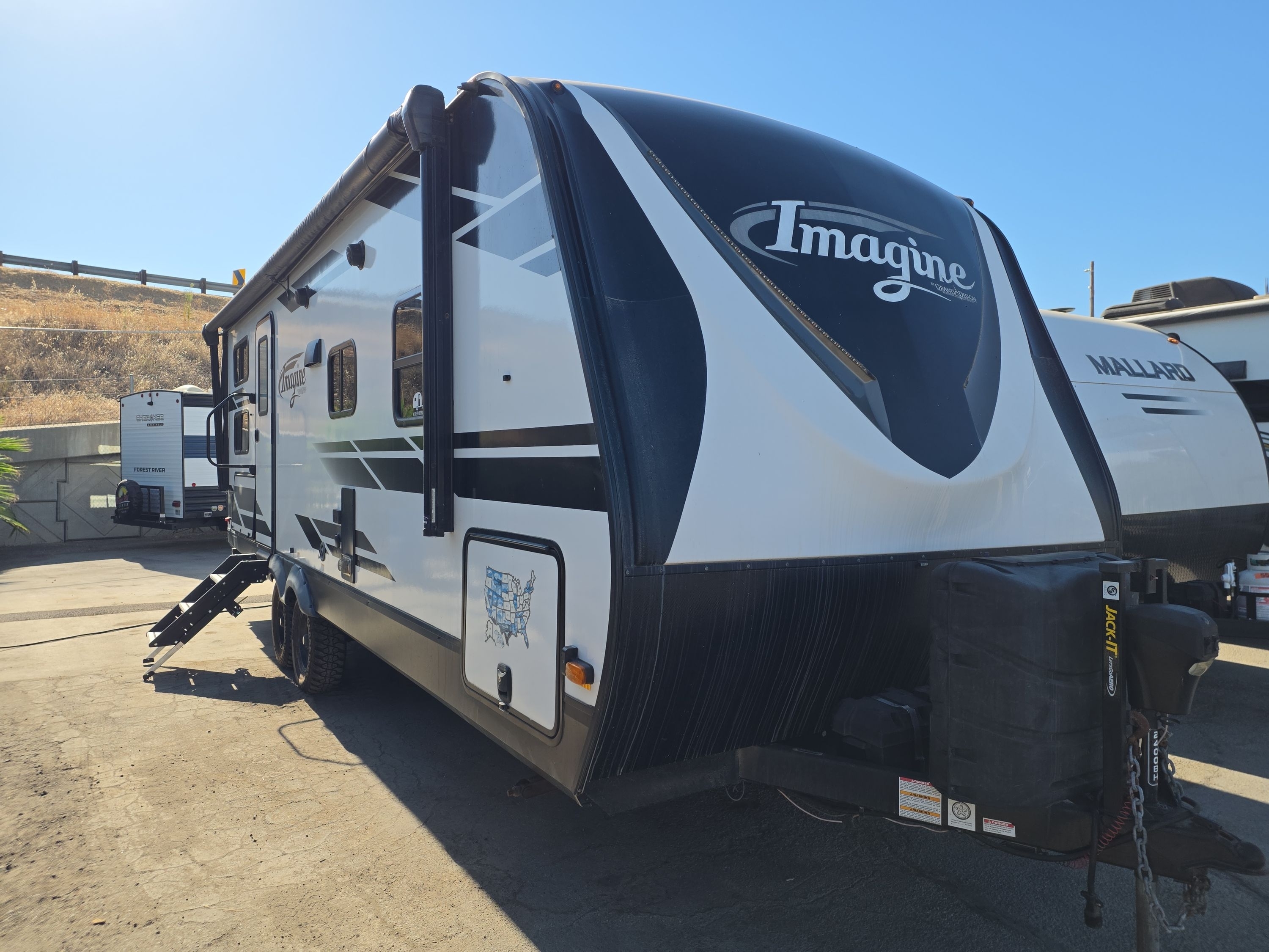 2021 Grand Design IMAGINE 2400BH in newhall CA