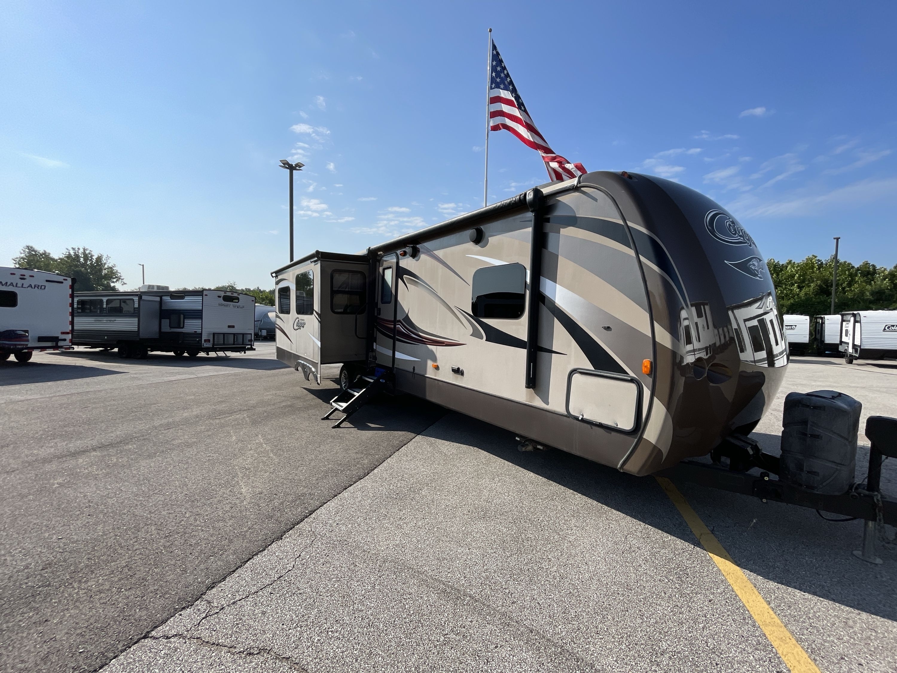 2016 Keystone COUGAR 30RLI in wentzville MO