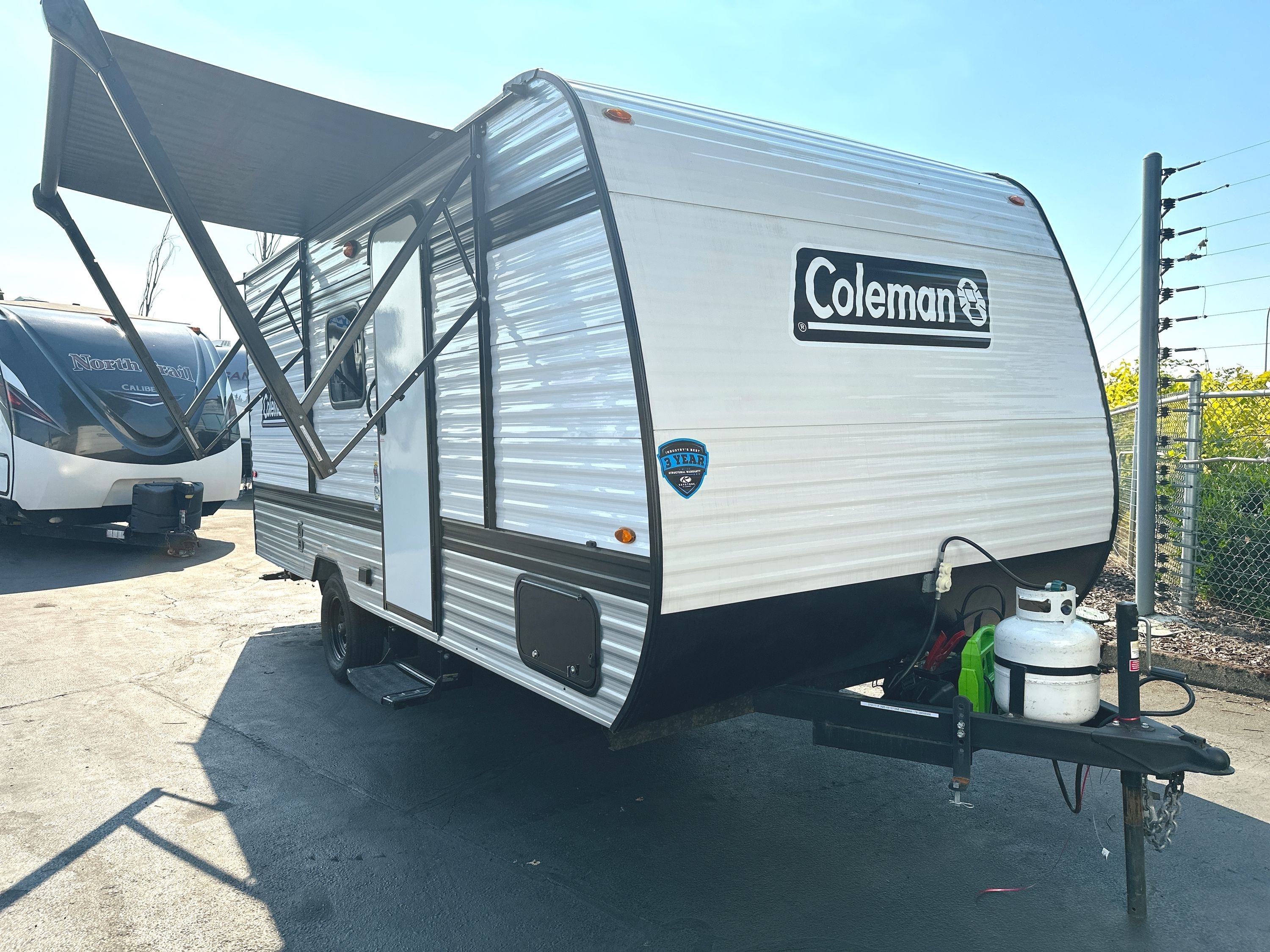 2025 Keystone COLEMAN 17B in fife WA