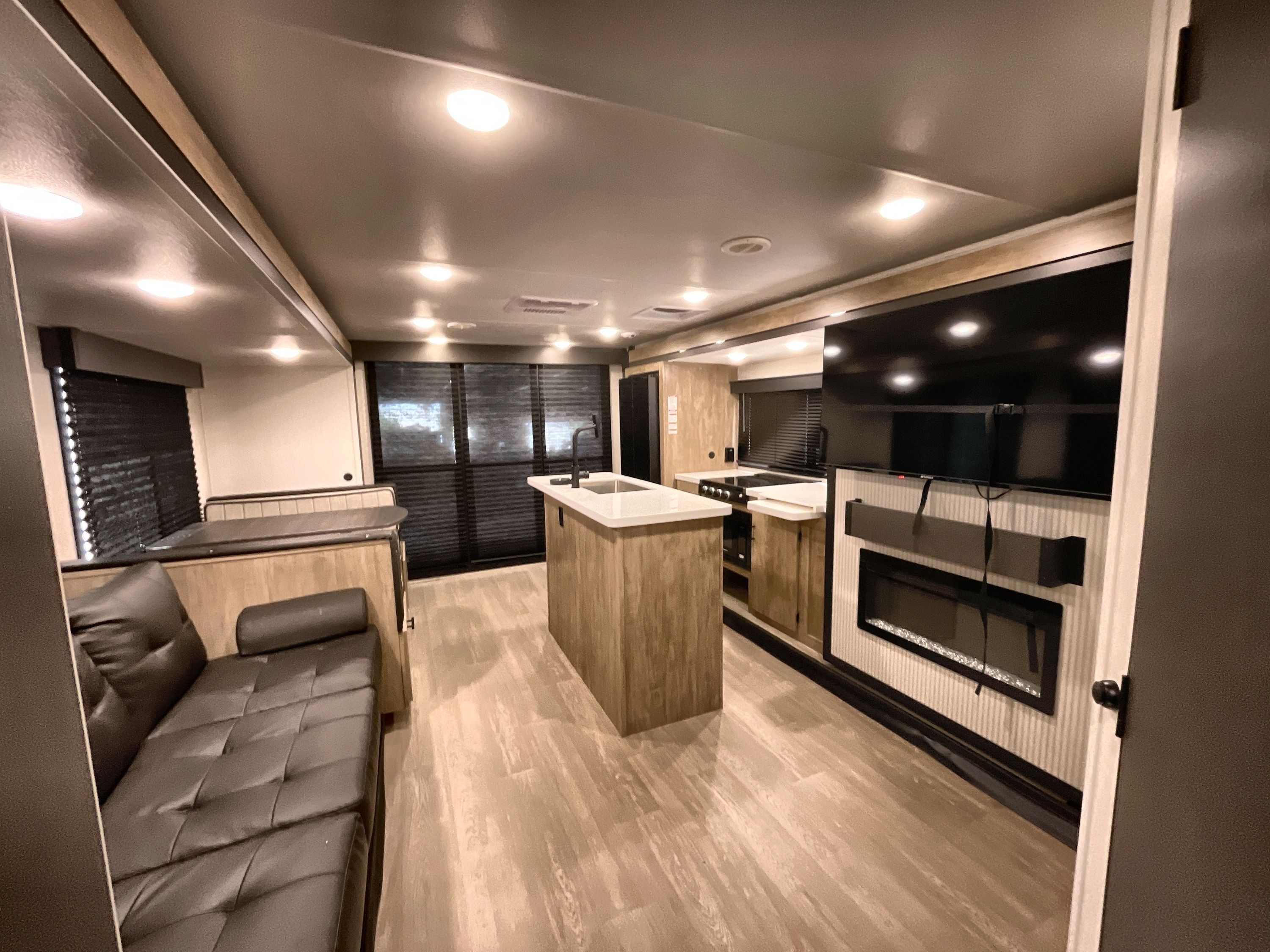 2026 Forest River CAMPSITE ULTRA 25JT in avondale AZ