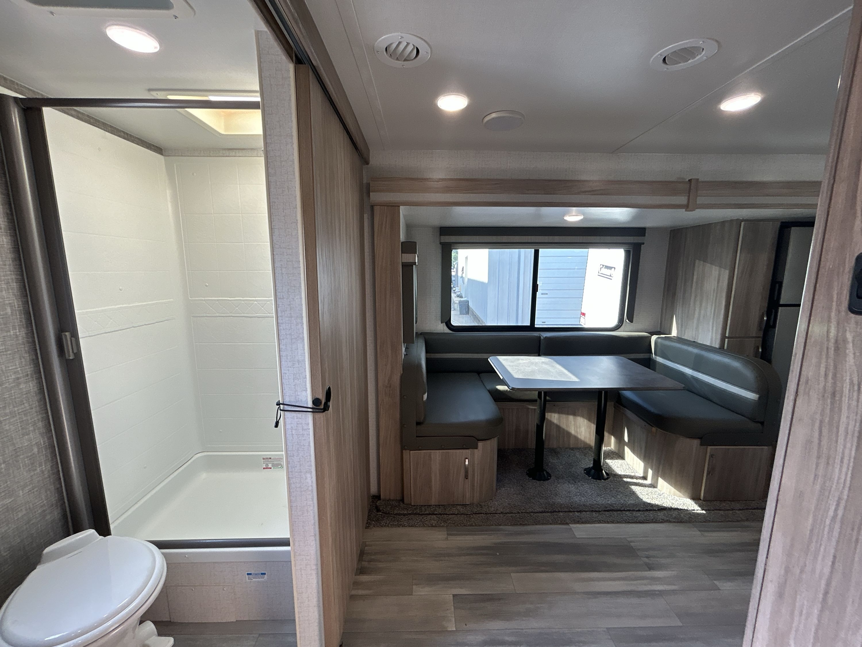 2022 Winnebago MINNIE 2327TB in lowell AR