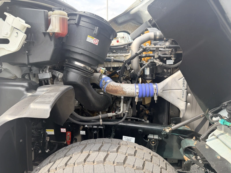 2013 FREIGHTLINER 114 SD