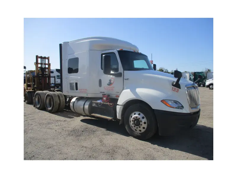 2019 INTERNATIONAL LT625