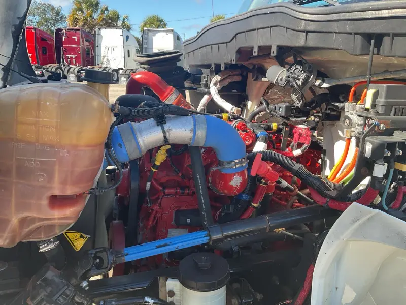 2019 INTERNATIONAL MV 607