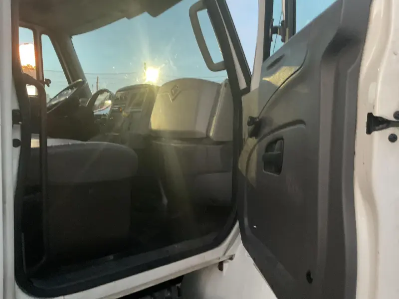 2019 INTERNATIONAL MV 607