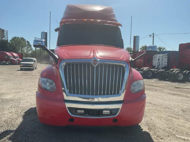 2020 INTERNATIONAL LT625