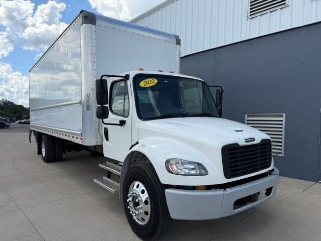 2022 FREIGHTLINER BUSINESS CLASS M2 106 in Canton, OH