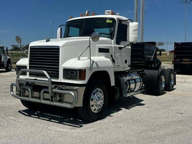 2020 MACK PINNACLE 64T in San Antonio, TX
