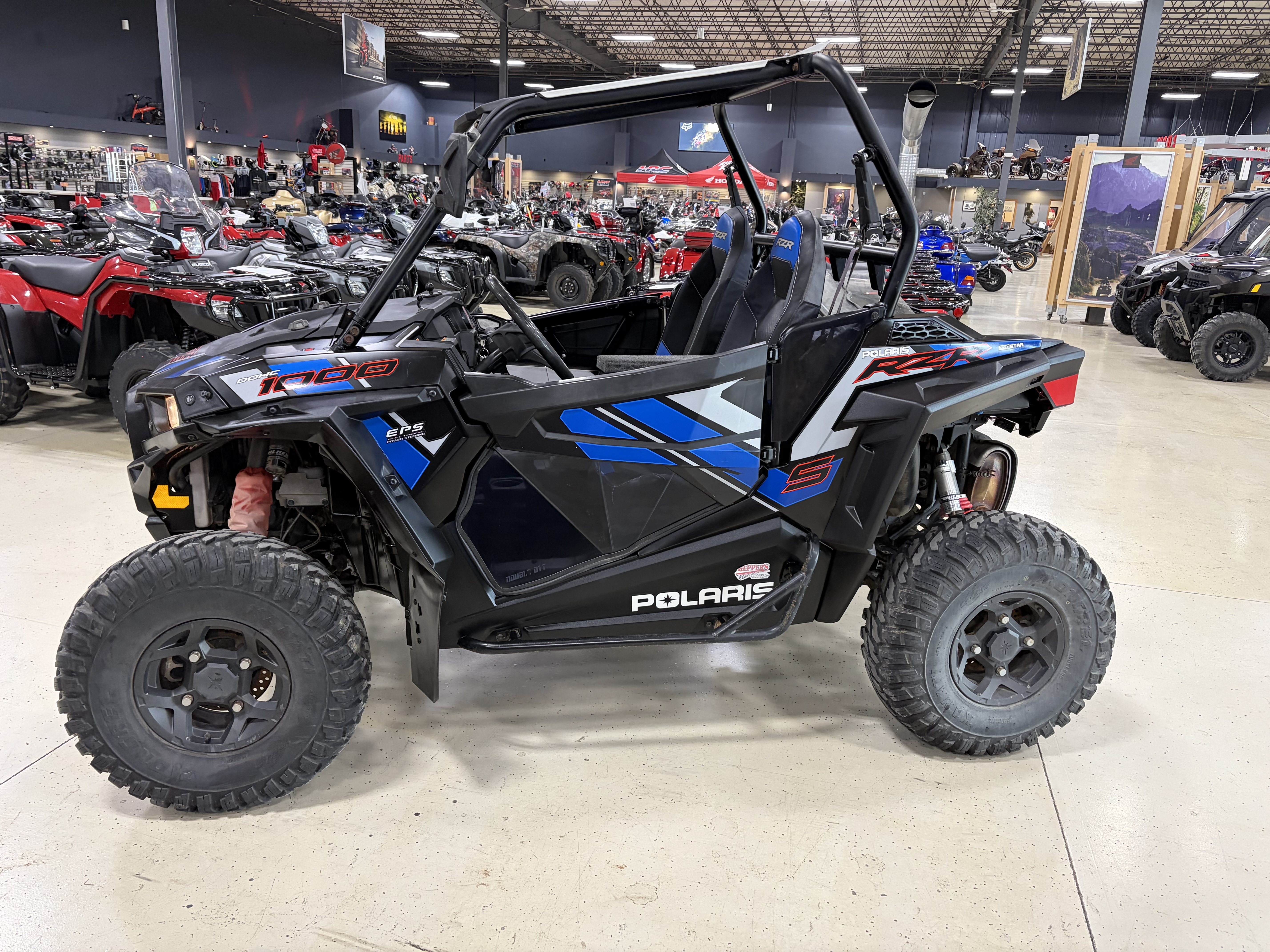 2017 Polaris® Rzr® S 1000 Eps Stealth Black in storm lake IA