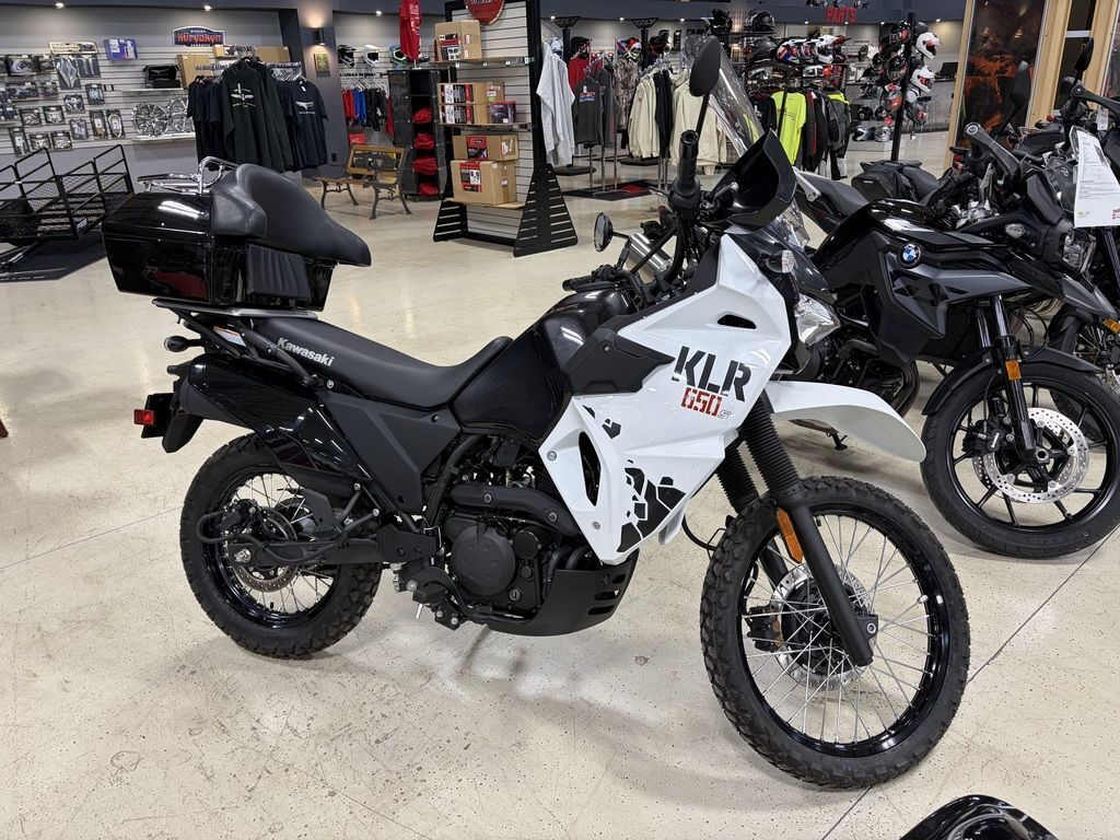 2025 Kawasaki Klr®650 S Pearl Crystal White/Metallic Carbon Gray BASE in Storm Lake, IA
