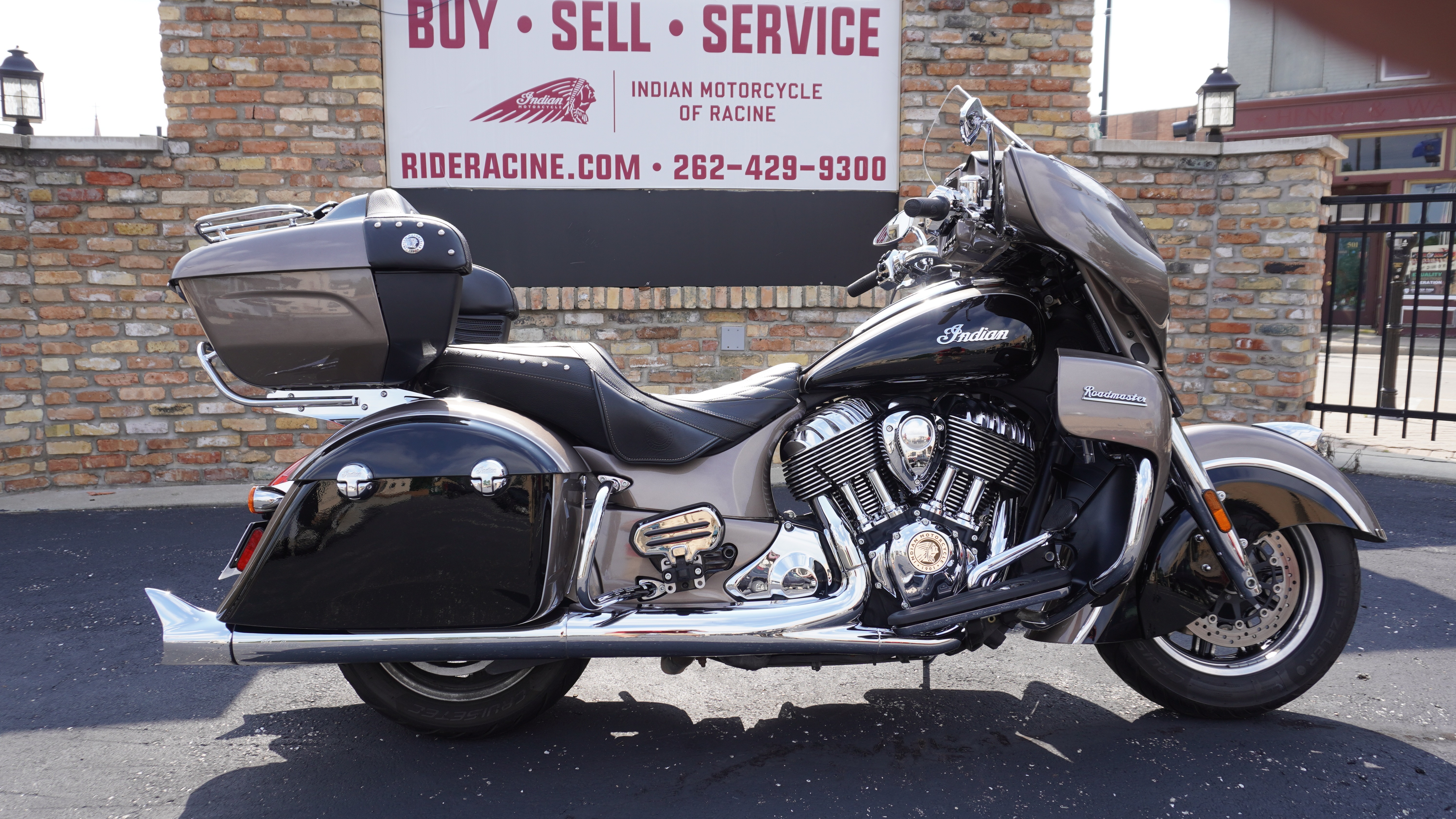 2018 Indian Motorcycle Roadmaster® ABS in Racine, WI