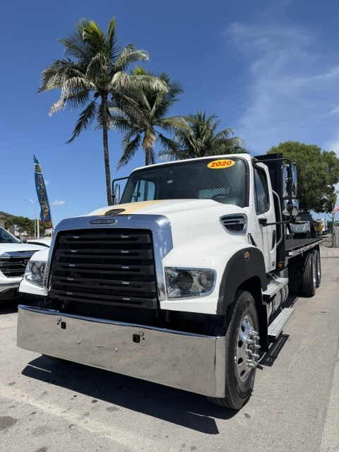 2020 FREIGHTLINER 114 SD in Miami, FL