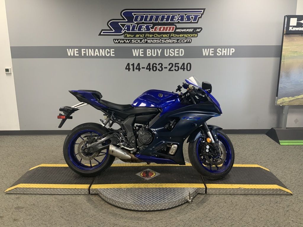 2022 Yamaha YZF-R7 R7 in Milwaukee, WI