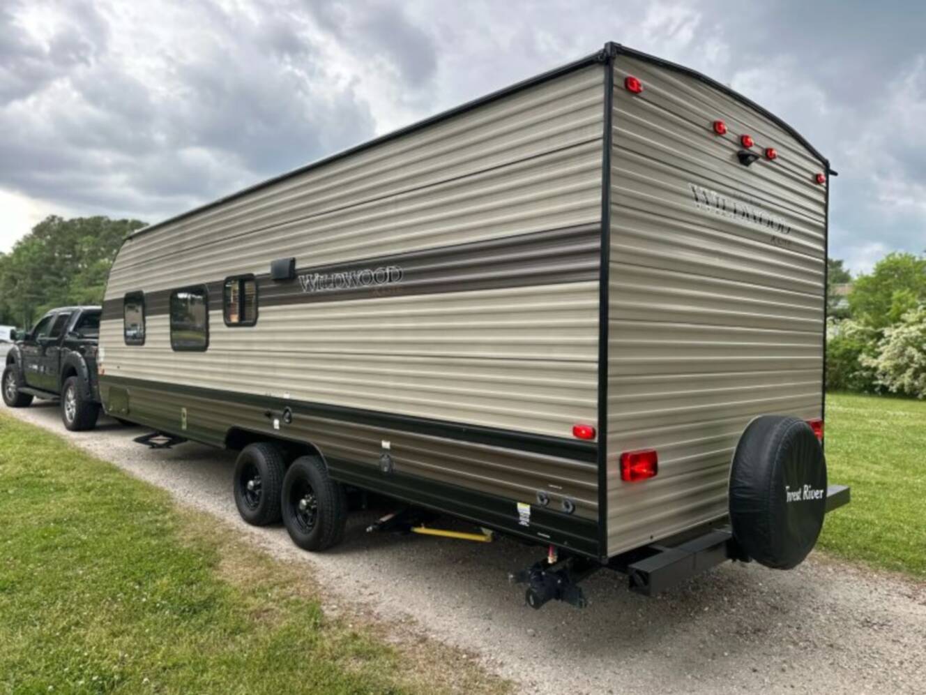 A photo of this 2020 Wildwood By Forest River X-Lite 261BHXL