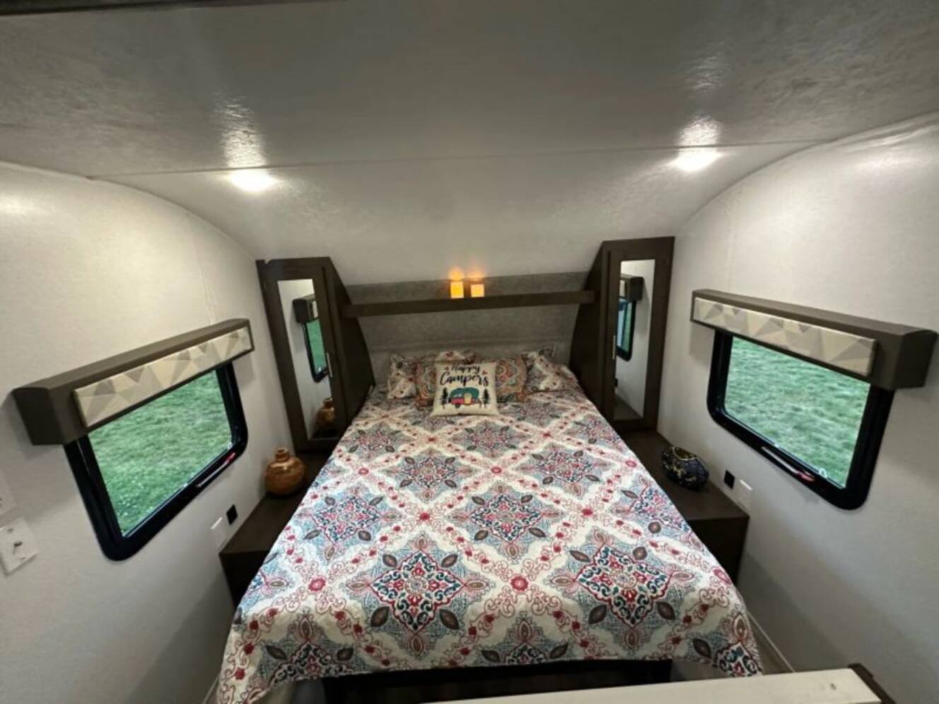 A photo of this 2020 Wildwood By Forest River X-Lite 261BHXL