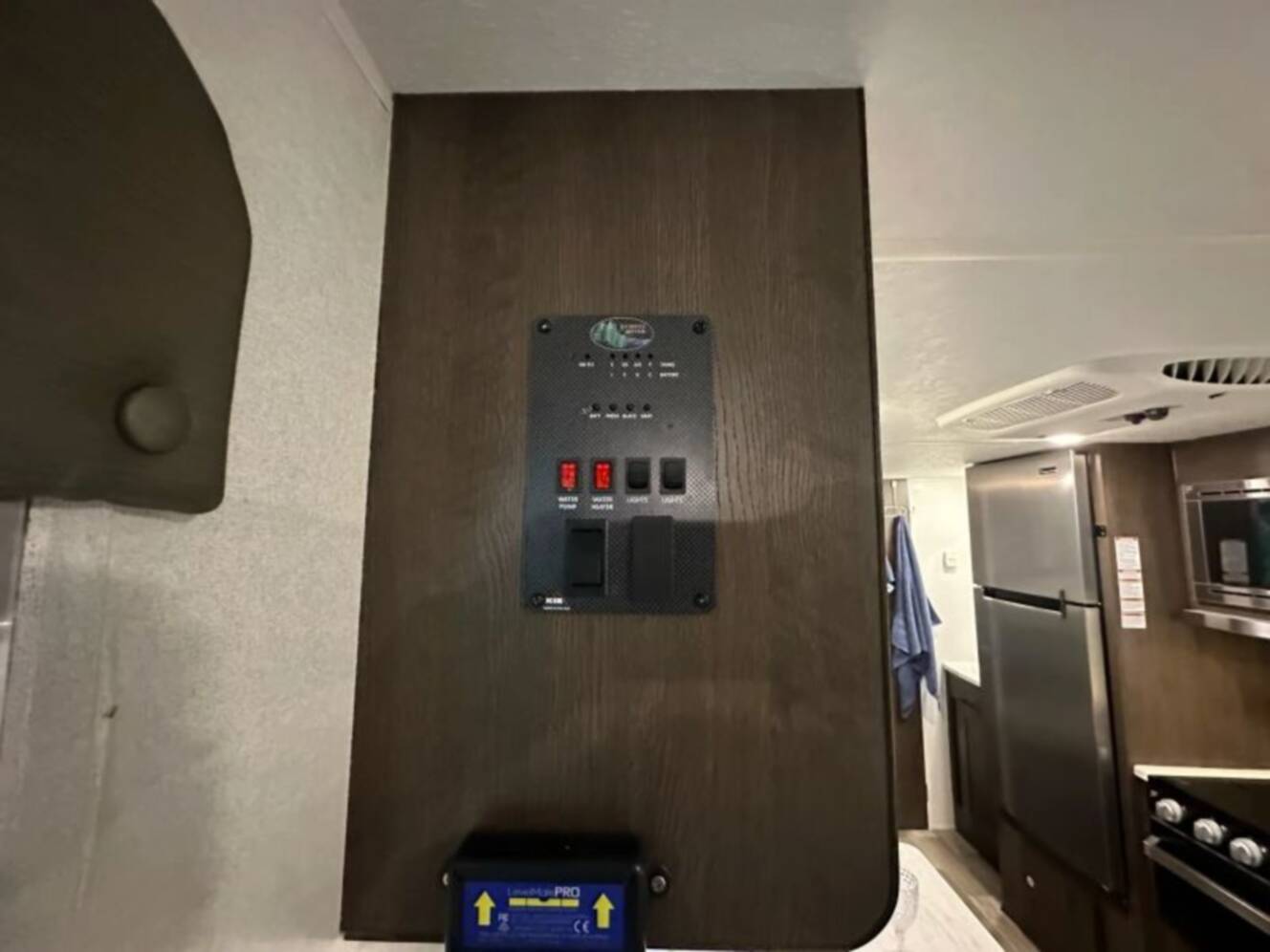 A photo of this 2020 Wildwood By Forest River X-Lite 261BHXL
