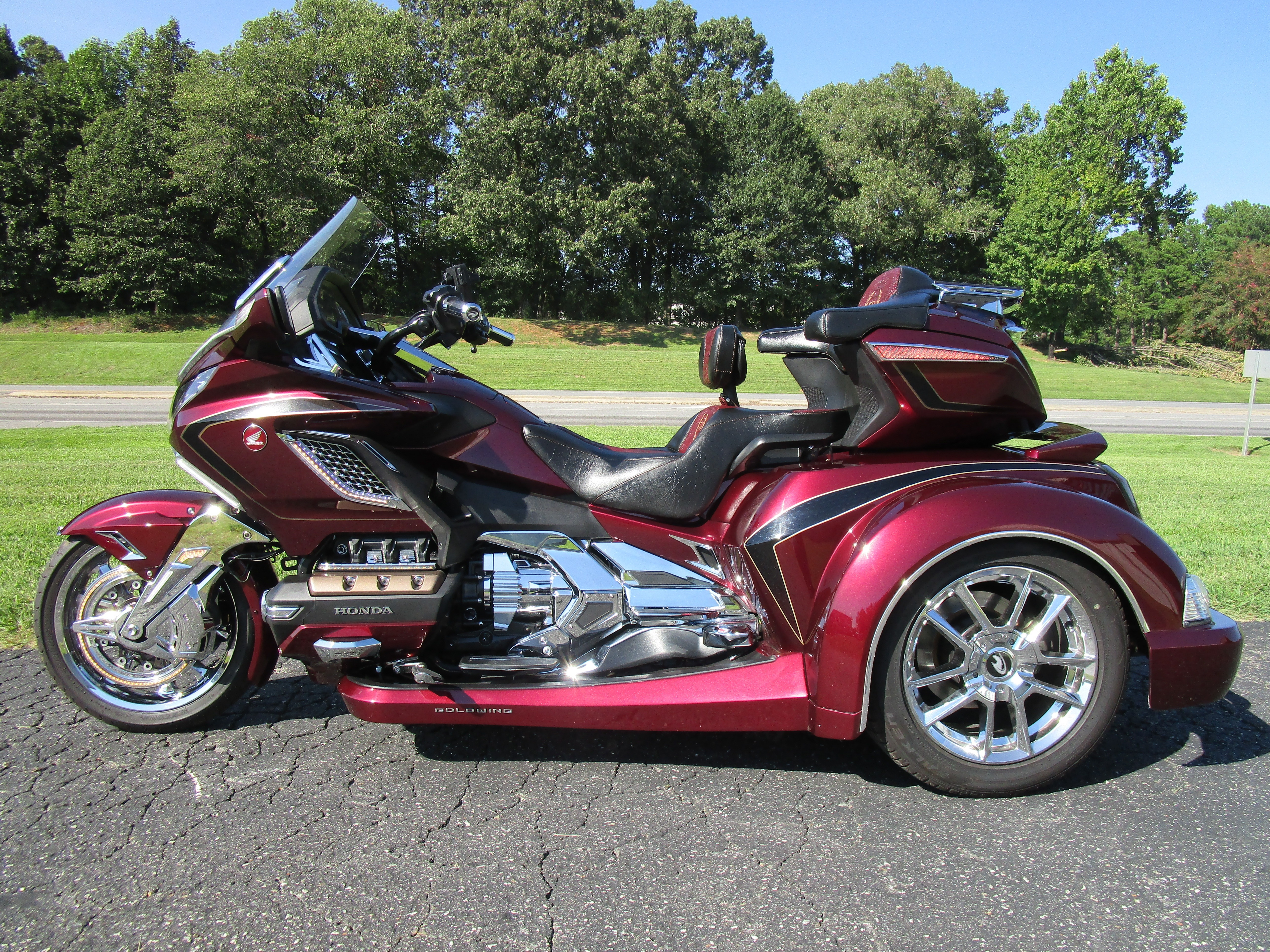 2025 Honda Gold Wing Tour DCT 50th Anniversary TOUR DCT in Shelby, NC