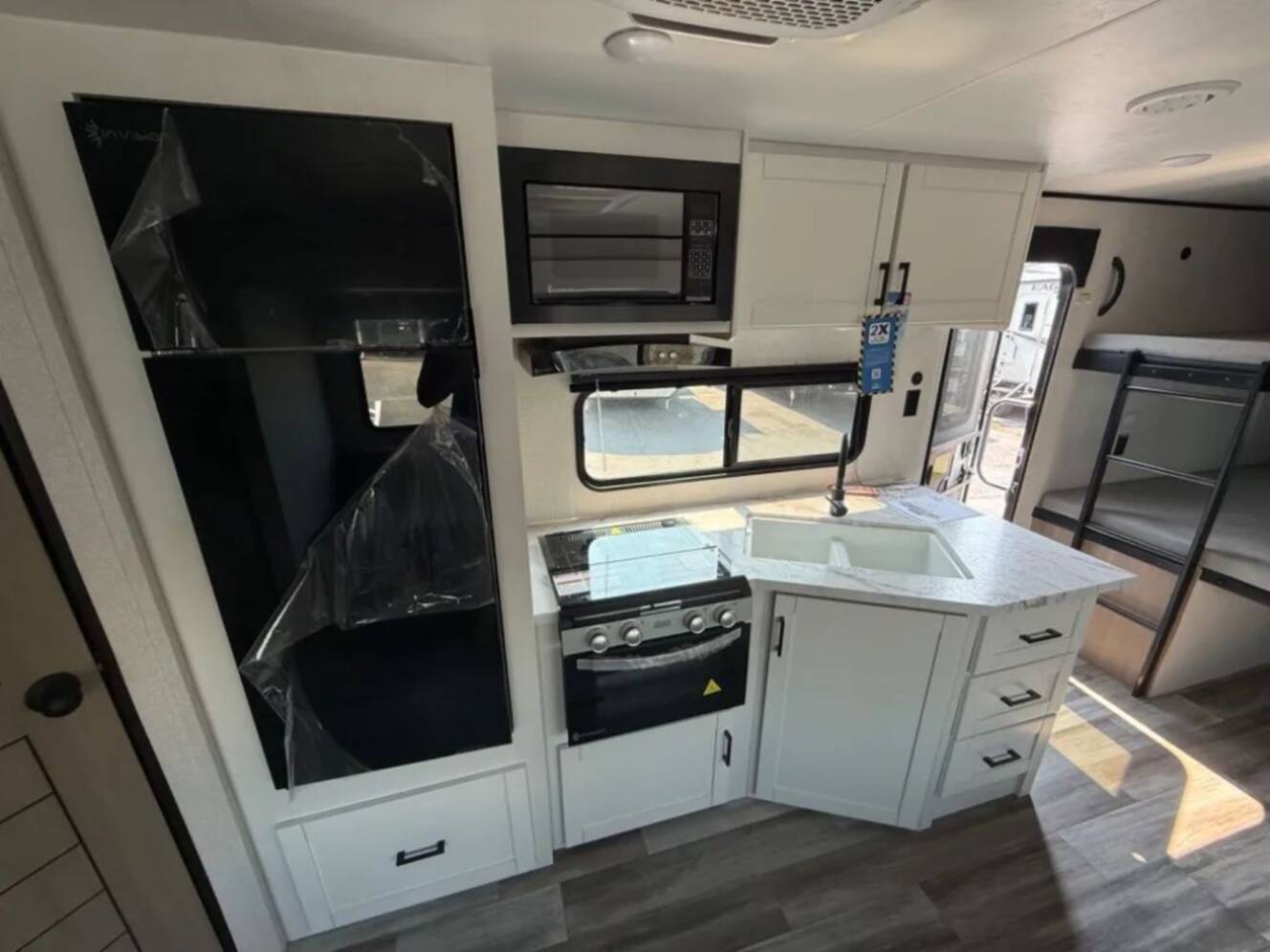 A photo of this 2026 Jayco Jay-Flight SLX 263BHSW