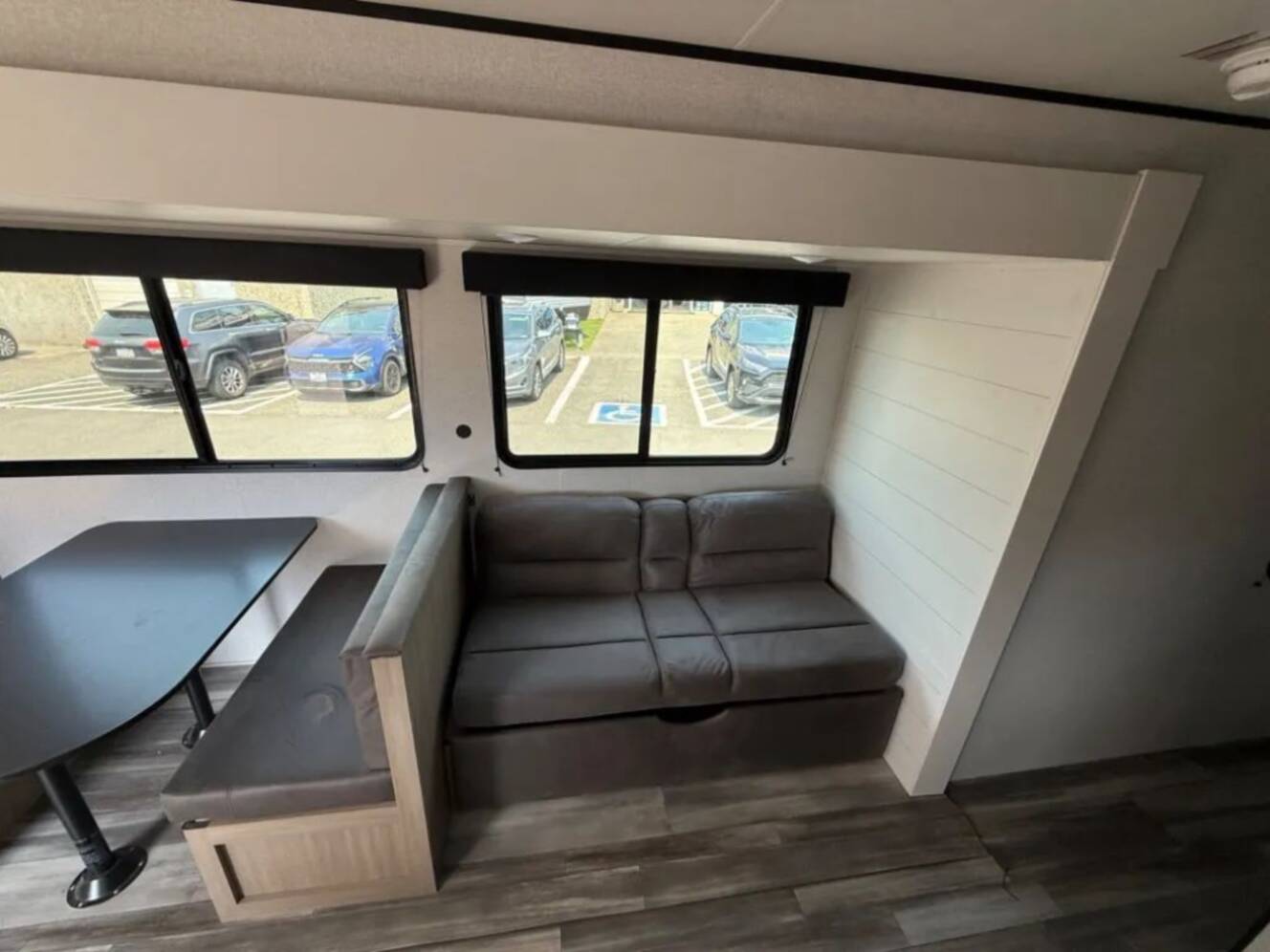 A photo of this 2026 Jayco Jay-Flight SLX 263BHSW