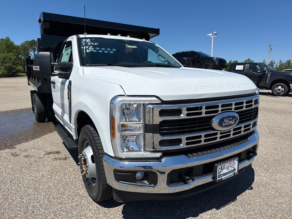 2026 FORD F350 in Manahawkin, NJ