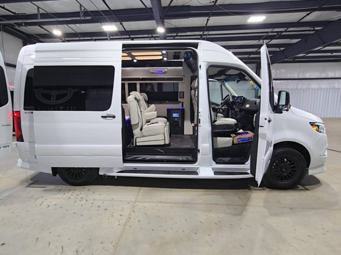 A photo of this 2027 Ultimate Toys CRUISER
