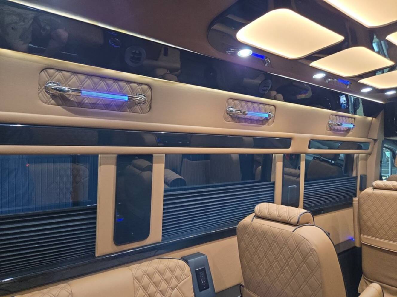 A photo of this 2027 Ultimate Toys COACH