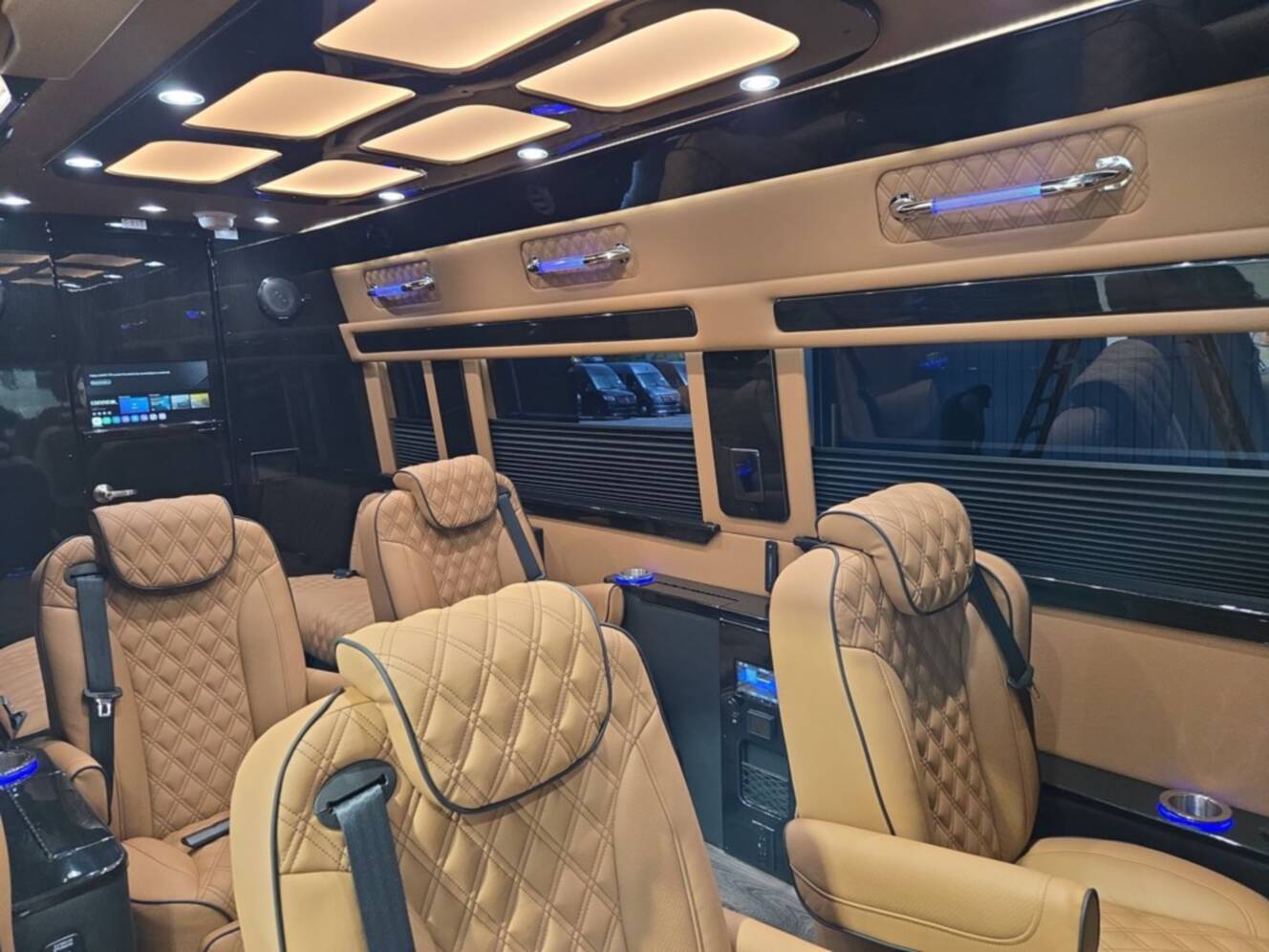 A photo of this 2027 Ultimate Toys COACH