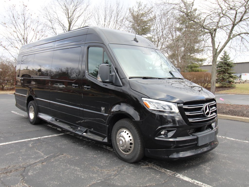 2026 Ultimate Toys LIMO QB PRO in loveland OH