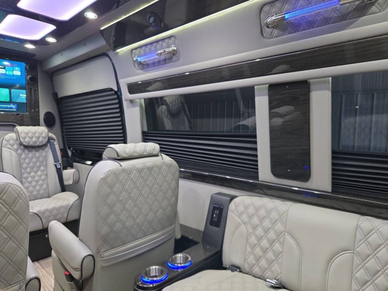 A photo of this 2027 Ultimate Toys COACH EXEC