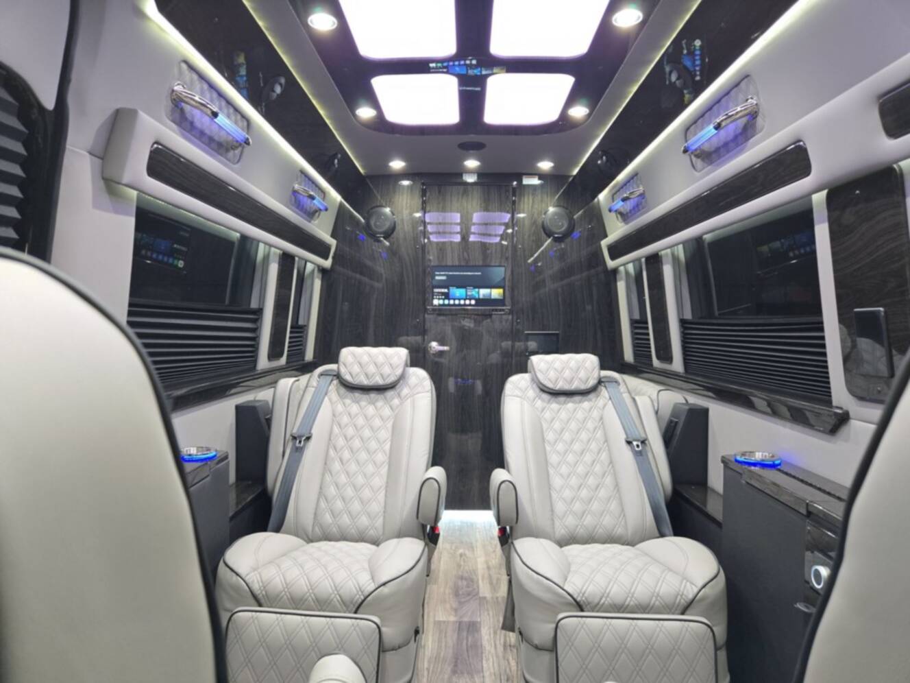 A photo of this 2027 Ultimate Toys COACH EXEC