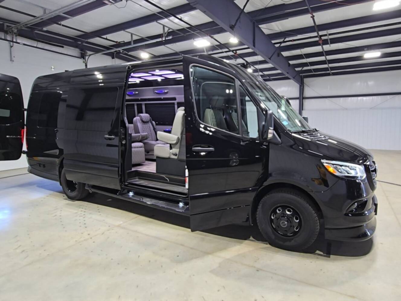 A photo of this 2027 Ultimate Toys COACH EXEC