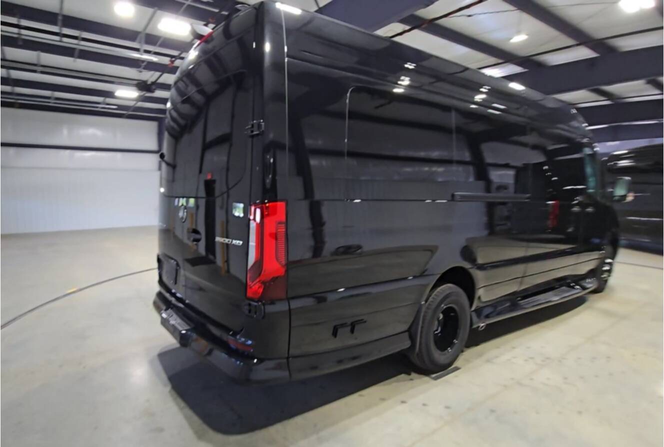 A photo of this 2027 Ultimate Toys COACH EXEC