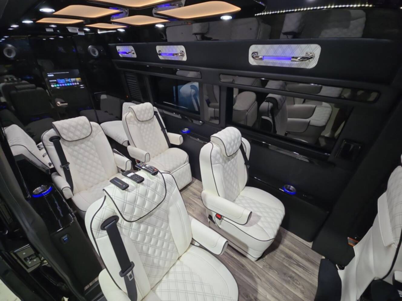 A photo of this 2027 Ultimate Toys COACH