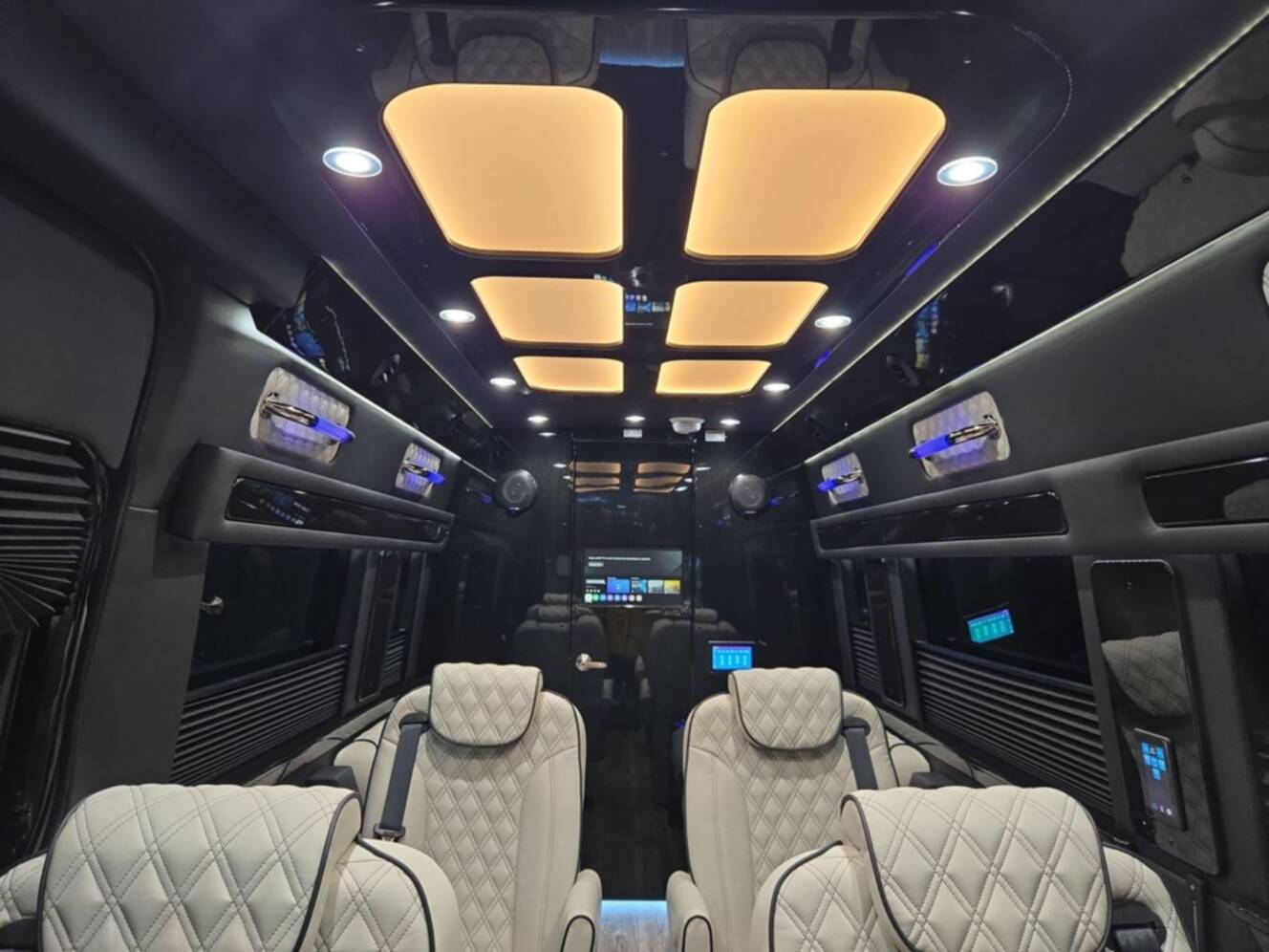A photo of this 2027 Ultimate Toys COACH