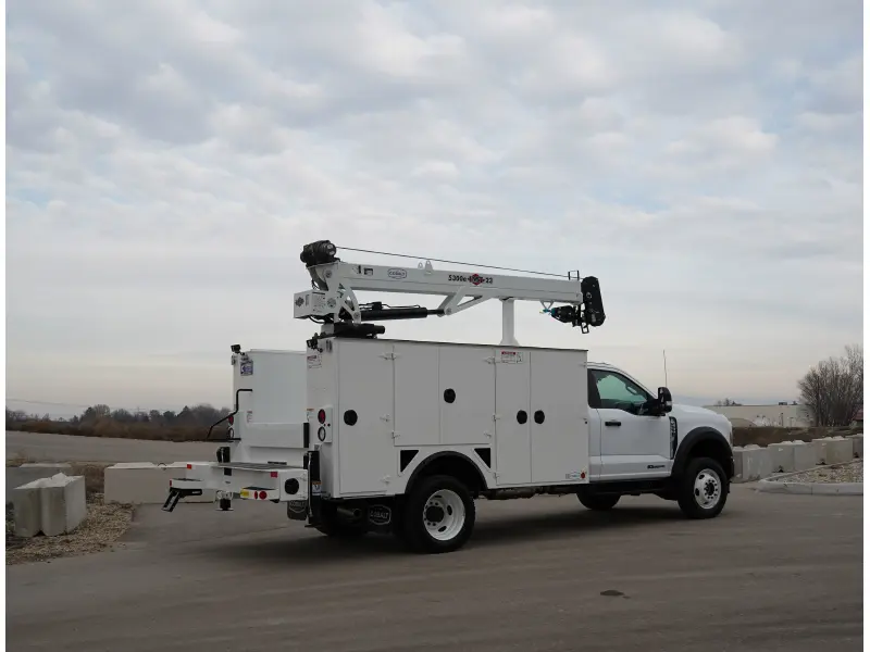 2025 FORD F550