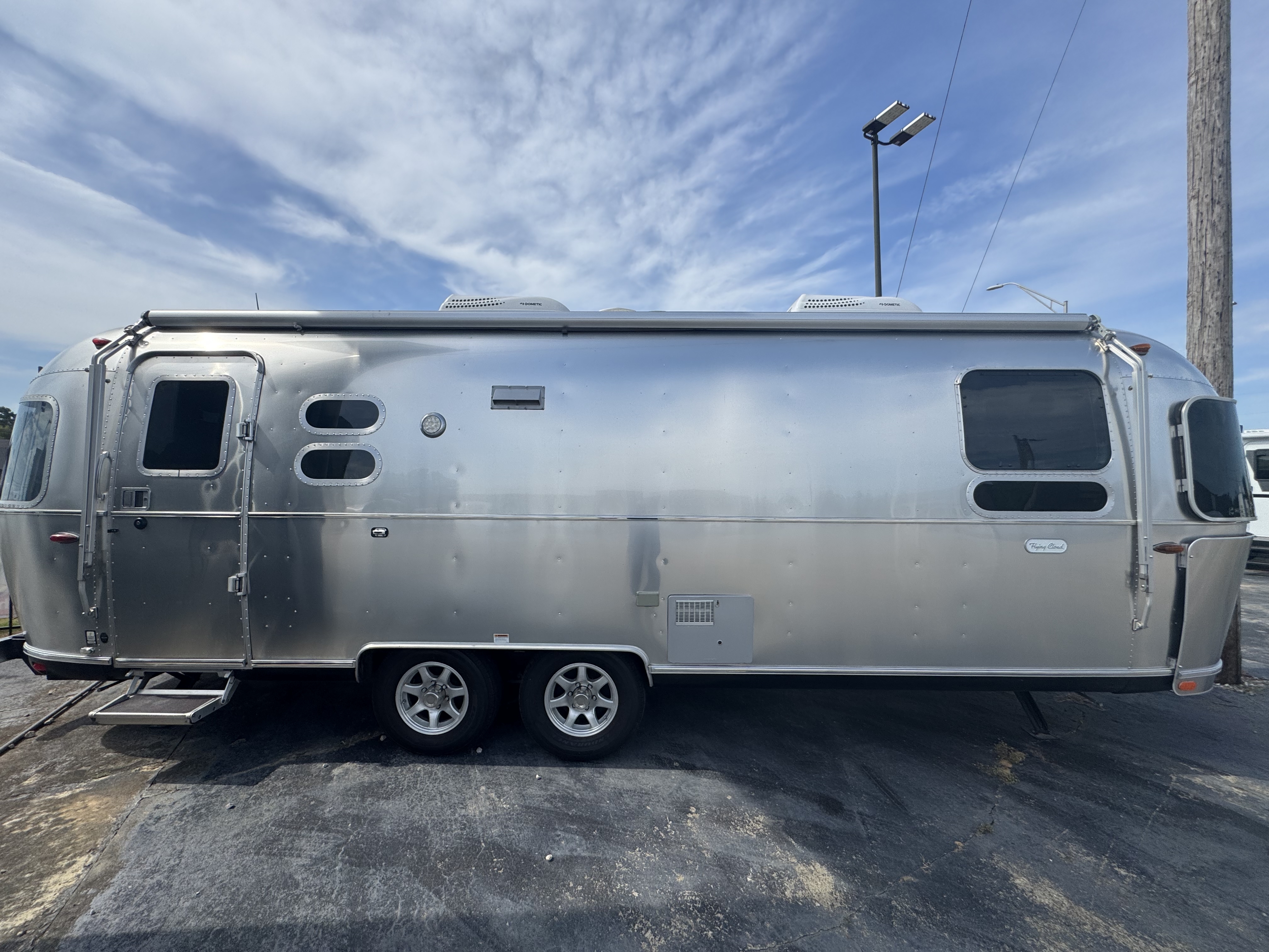 2020 Airstream Flying Cloud 27FB Queen in lagrange GA