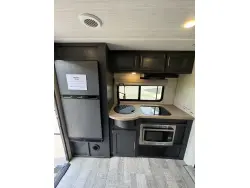 2023 FOREST RIVER R-POD RP 202