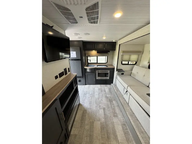 2023 FOREST RIVER R-POD RP 202