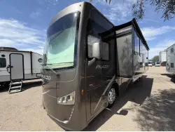 2018 THOR MOTOR COACH PALAZZO 33 2