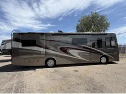 2018 THOR MOTOR COACH PALAZZO 33 2