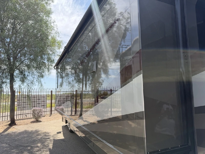 2018 THOR MOTOR COACH PALAZZO 33 2