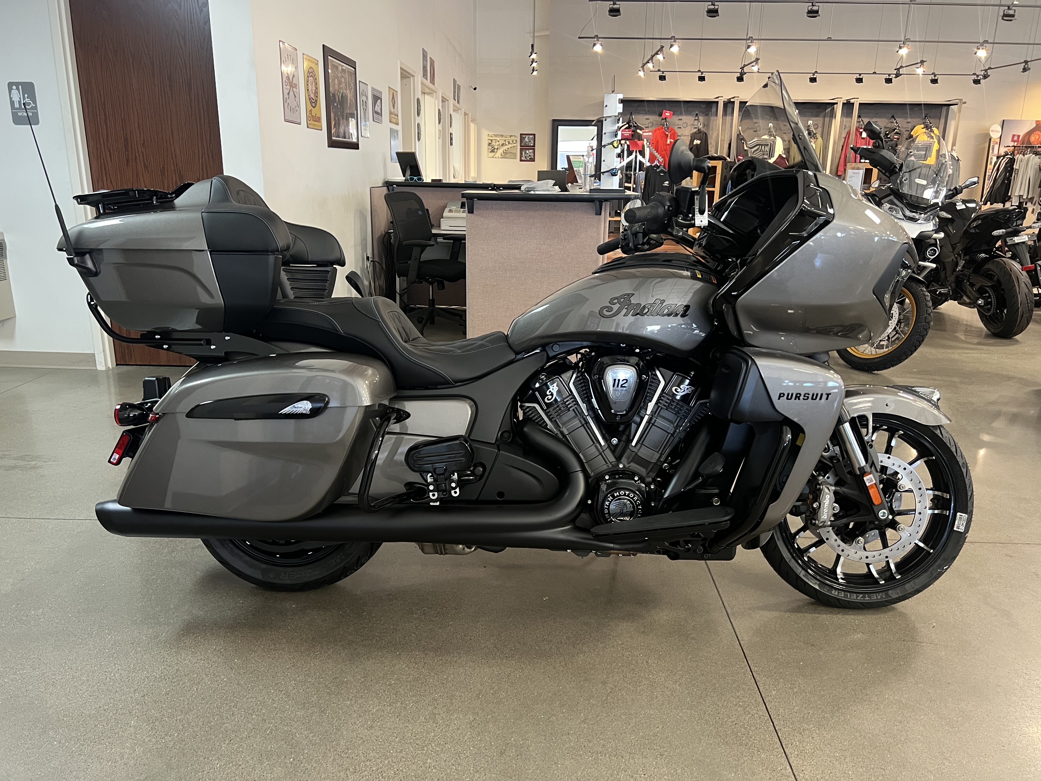 2026 Indian Motorcycle Pursuit® Dark Horse® DARK HORSE in Bettendorf, IA