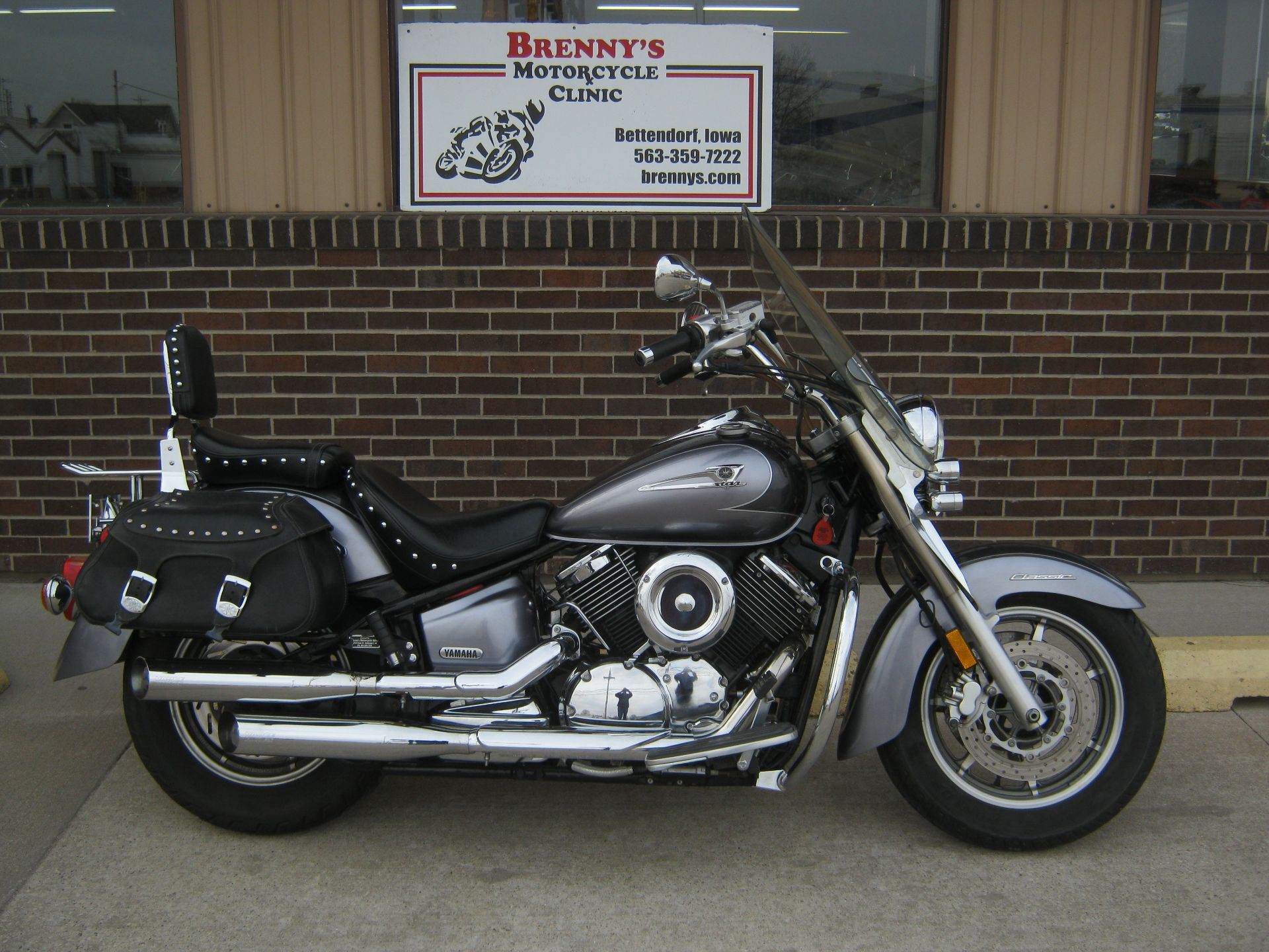 2004 Yamaha V-Star 1100 Silverado 1100 SILVERADO in Bettendorf, IA