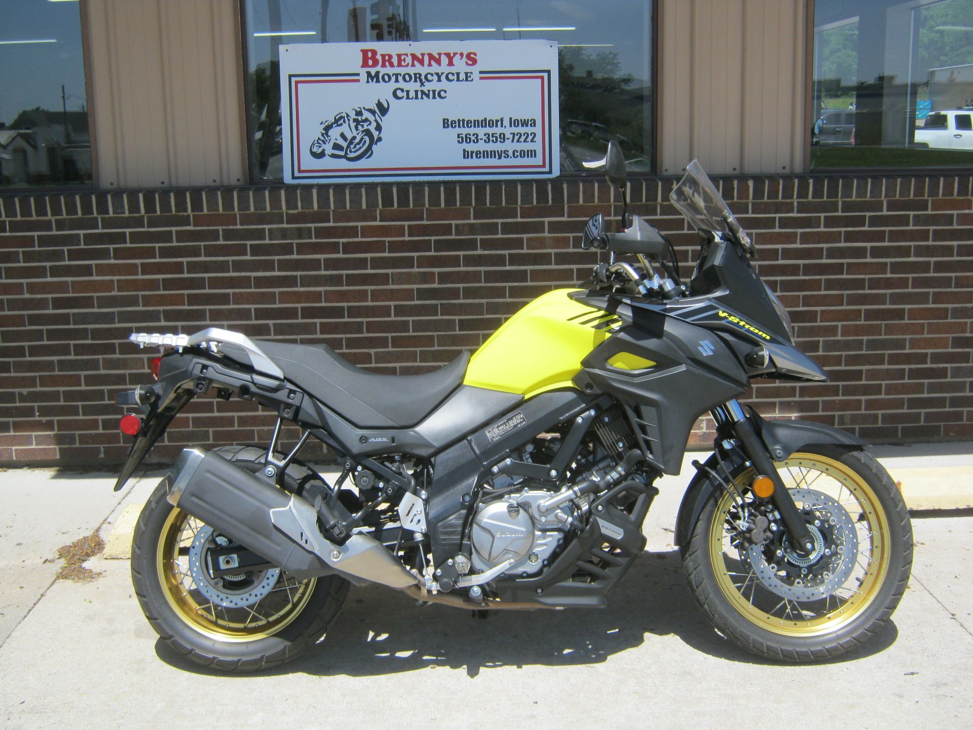 2018 Suzuki V-Strom 650XT 650XT in Bettendorf, IA