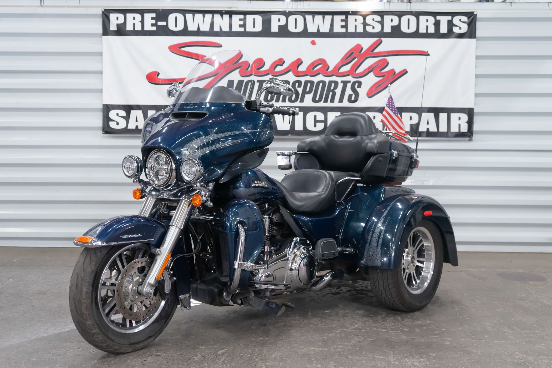 2016 Harley-Davidson Tri Glide® Ultra ULTRA CLASSIC in Sacramento, CA